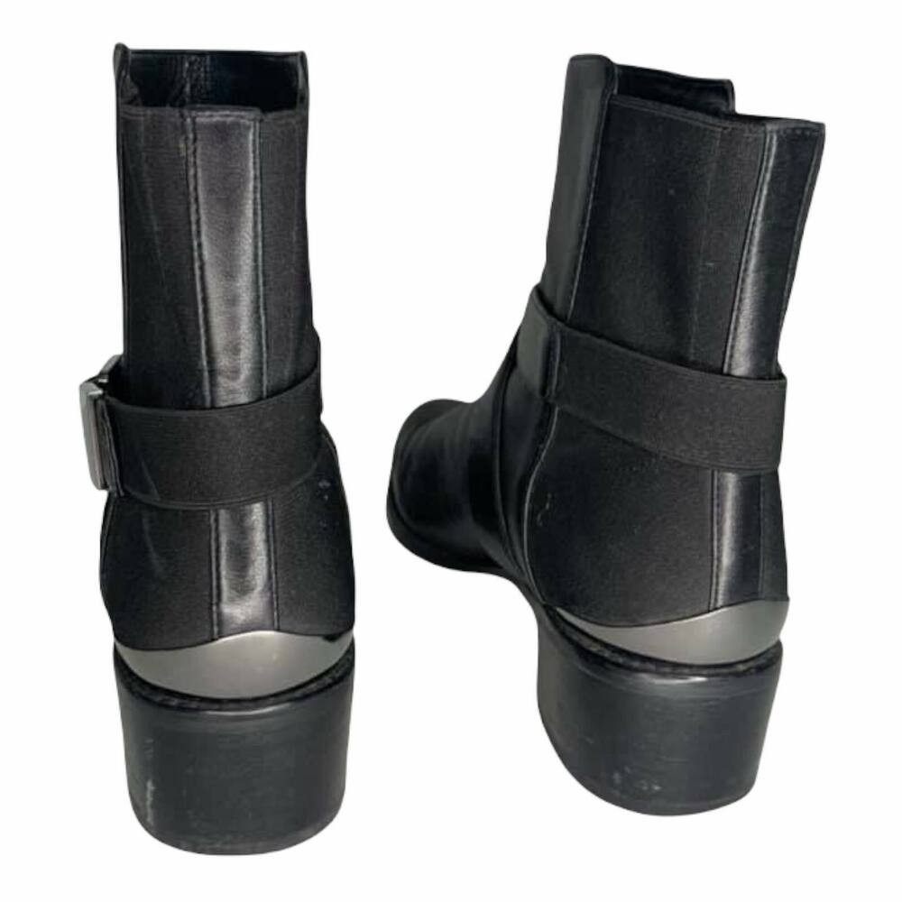 Stuart Weitzman Manlow Buckled Ankle‎ Bootie - Picture 5 of 9